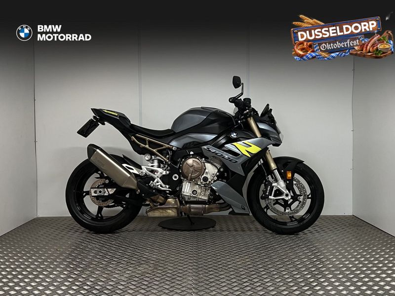 BMW S 1000 R Bluestone metallic Akrapovic 2023 occasion