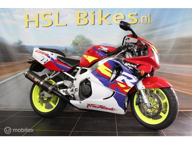 honda - cbr-900-rr-fireblade