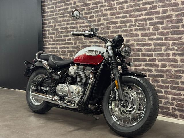 triumph - bonneville-speedmaster