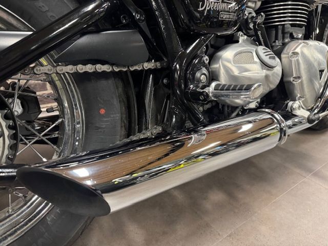 triumph - bonneville-speedmaster