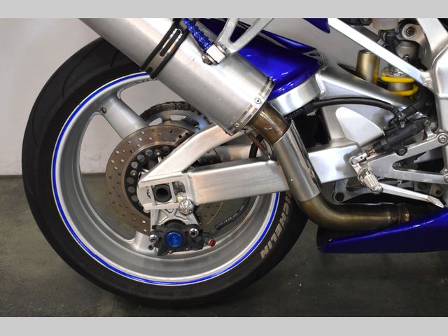 yamaha - yzf-r1