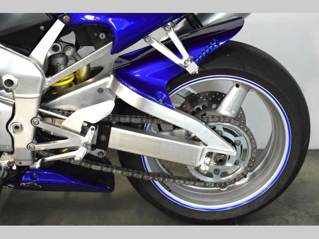yamaha - yzf-r1