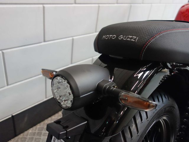 moto-guzzi - v-7-sport