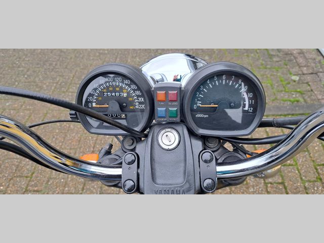 yamaha - xj-650-maxim