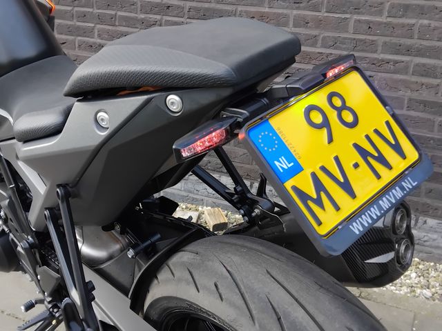 ktm - 990-duke