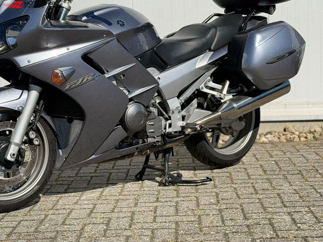 yamaha - fjr-1300
