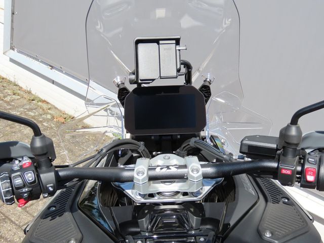 bmw - r-1300-gs-adventure