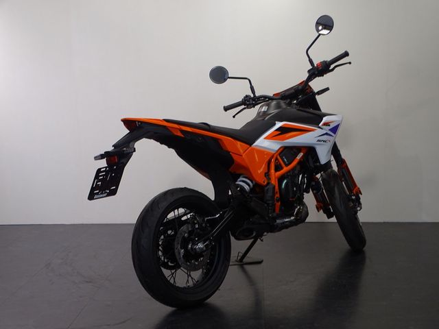 ktm - 390-smc-r