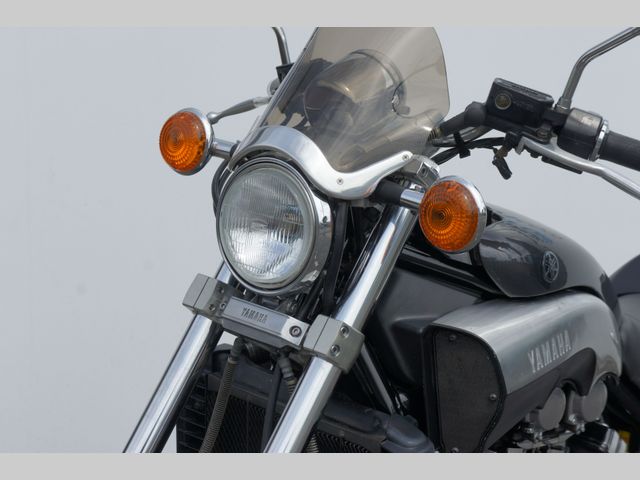 yamaha - vmax-carbon