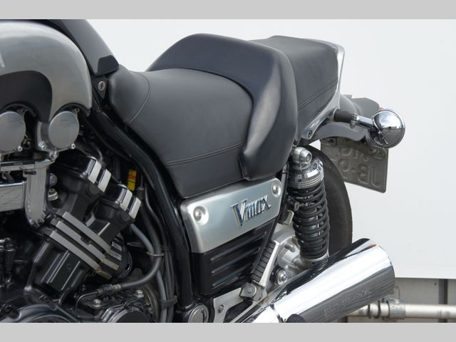 yamaha - vmax-carbon