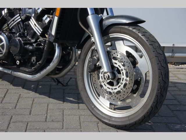 yamaha - vmax-carbon