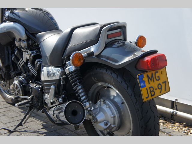 yamaha - vmax-carbon