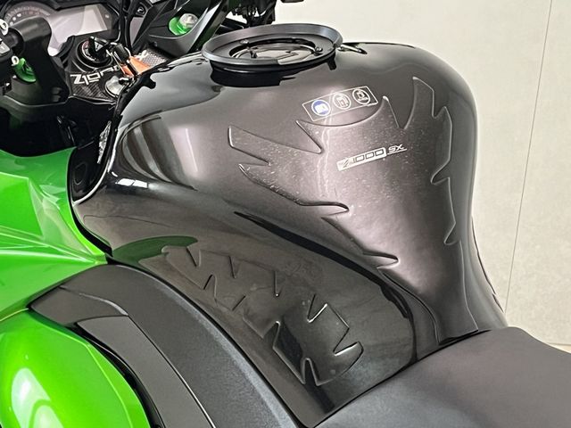 kawasaki - z-1000-sx-abs