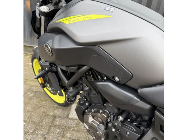 yamaha - mt-07-abs