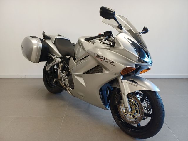 honda - vfr-800-fi-vtec-abs