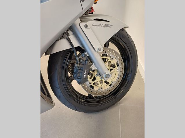 honda - vfr-800-fi-vtec-abs