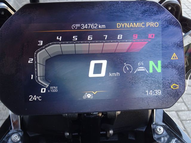 bmw - r-1300-gs-triple-black