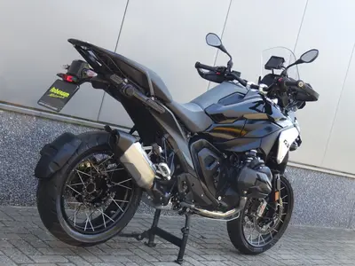 BMW R 1300 GS TRIPLE BLACK – foto 3