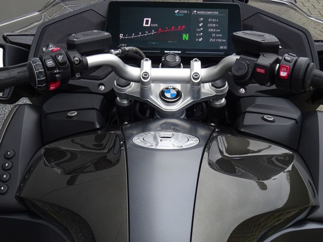 bmw - r-1250-rt
