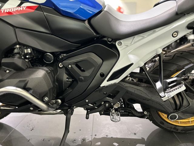 bmw - r-1300-gs