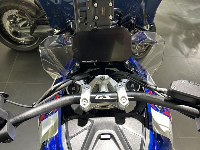 bmw - r-1300-gs