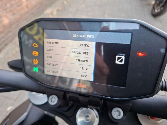 ktm - 1290-super-duke-r