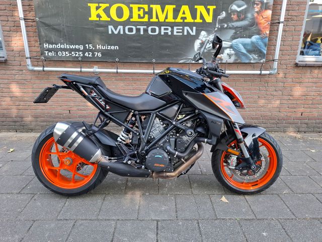 ktm - 1290-super-duke-r
