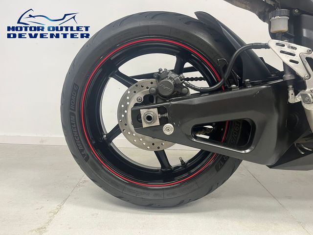 yamaha - yzf-r1
