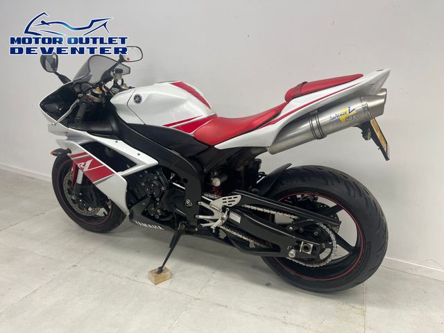 yamaha - yzf-r1