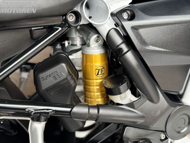 bmw - r-1250-gs-adventure