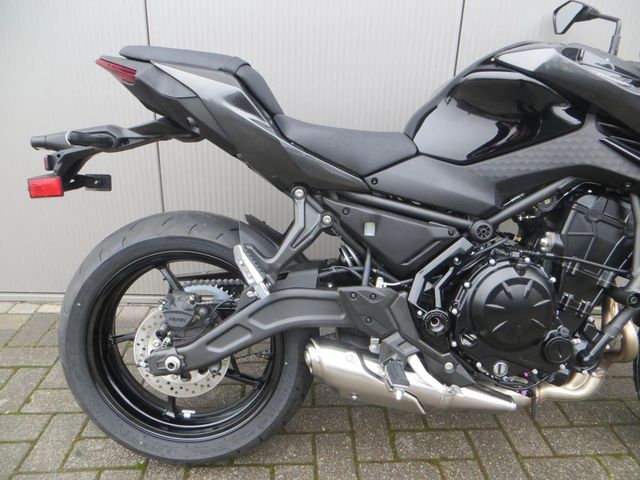 suzuki - gsx-8s