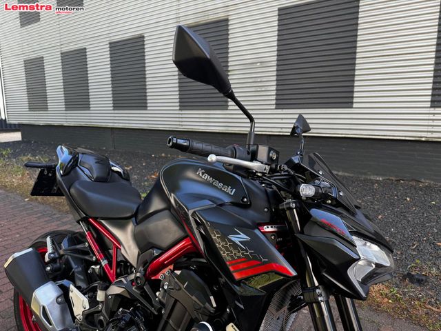 kawasaki - z900