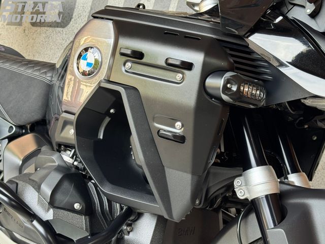bmw - r-1300-gs-adventure-triple-black