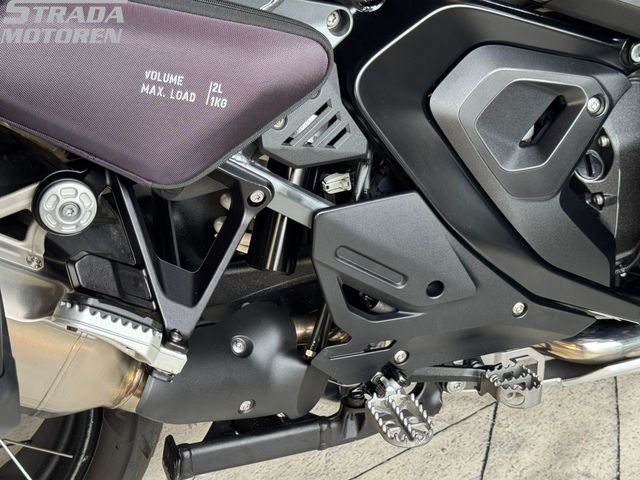 bmw - r-1300-gs-adventure-triple-black