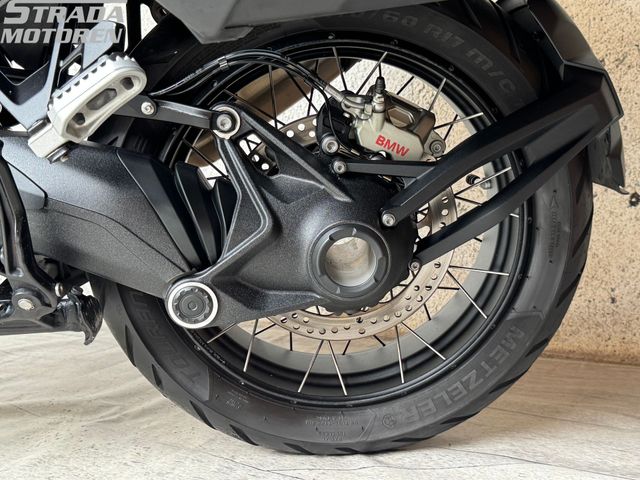 bmw - r-1300-gs-adventure-triple-black