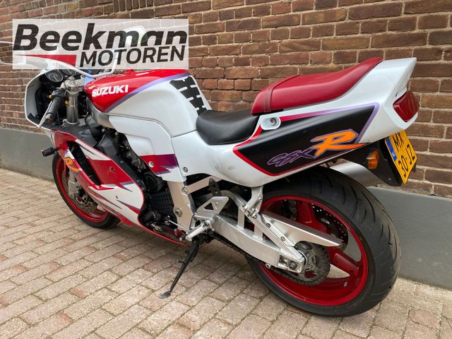 suzuki - gsx-r-750-w