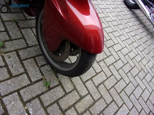 bmw - r-1100-rt