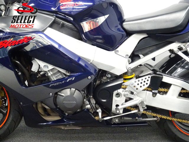 honda - cbr-900-rr-fireblade