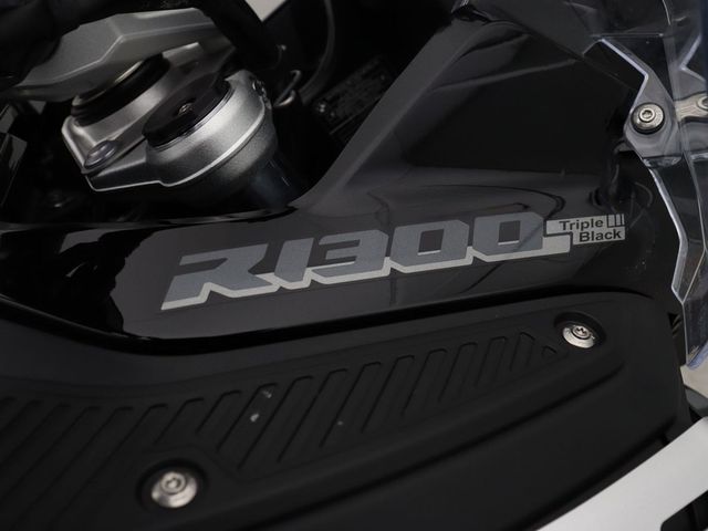 bmw - r-1300-gs-adventure