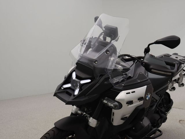bmw - r-1300-gs-adventure