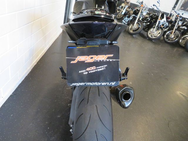 ktm - 1290-super-duke-r