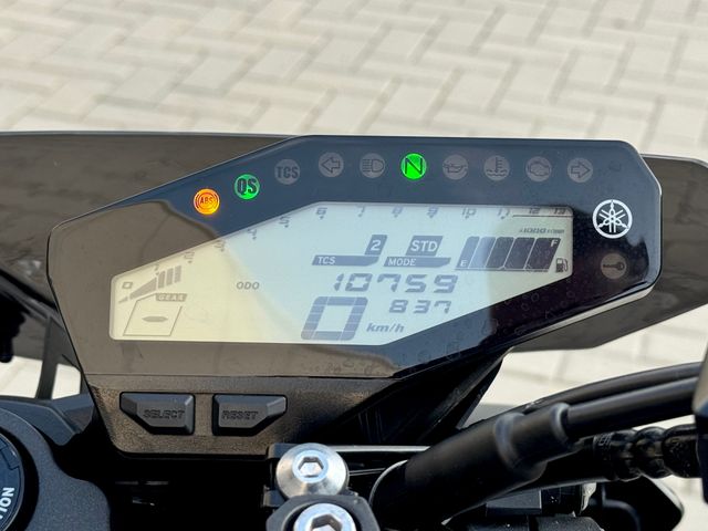 yamaha - mt-09-abs