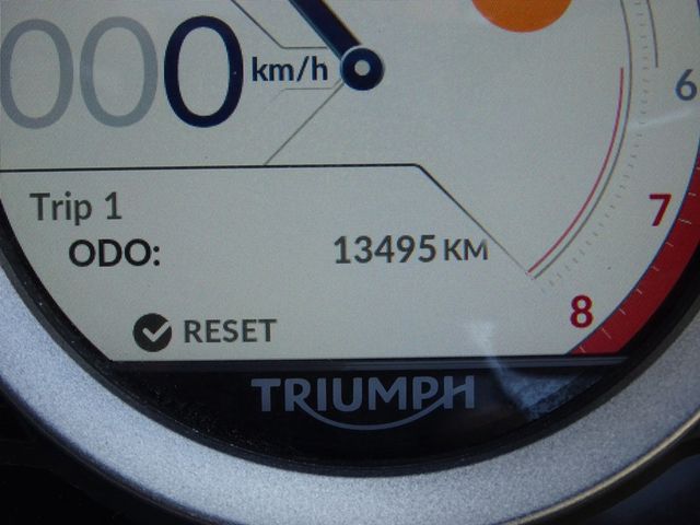 triumph - rocket-iii-r