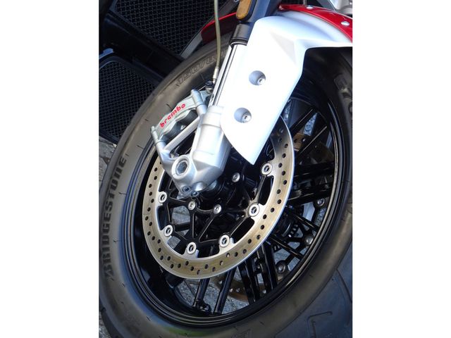 triumph - rocket-iii-r