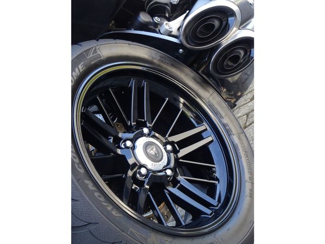 triumph - rocket-iii-r