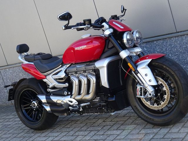 triumph - rocket-iii-r