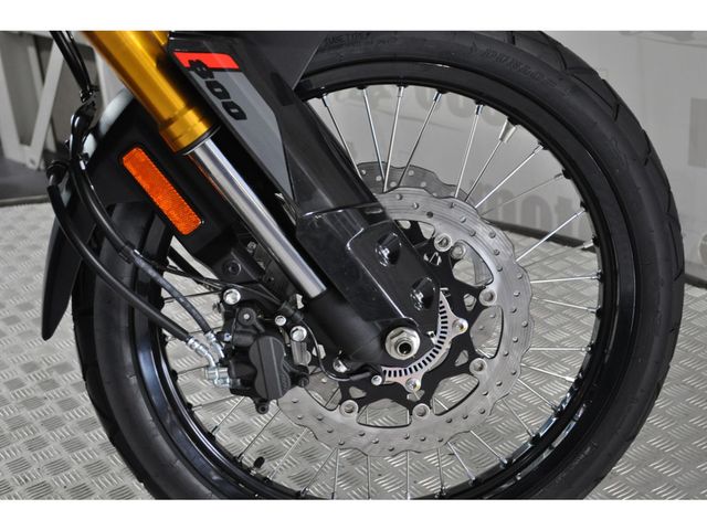 suzuki - v-strom-800-de