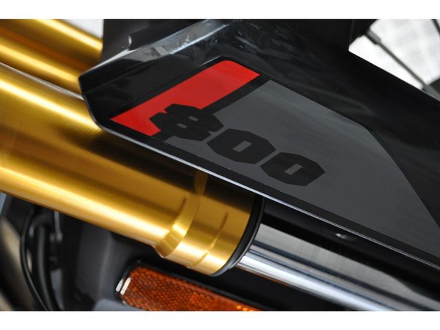 suzuki - v-strom-800-de