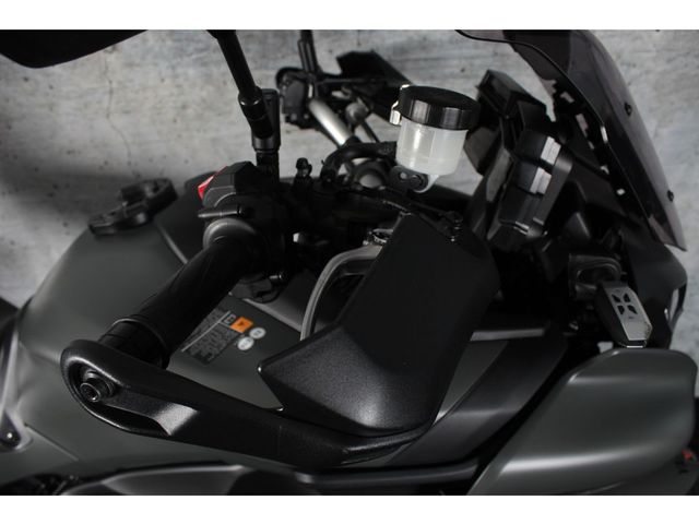 yamaha - tracer-9