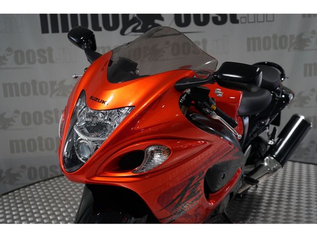 suzuki - gsx-r-1300-hayabusa